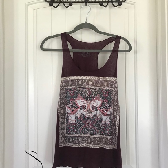 Tank tops - Picture 2 of 2